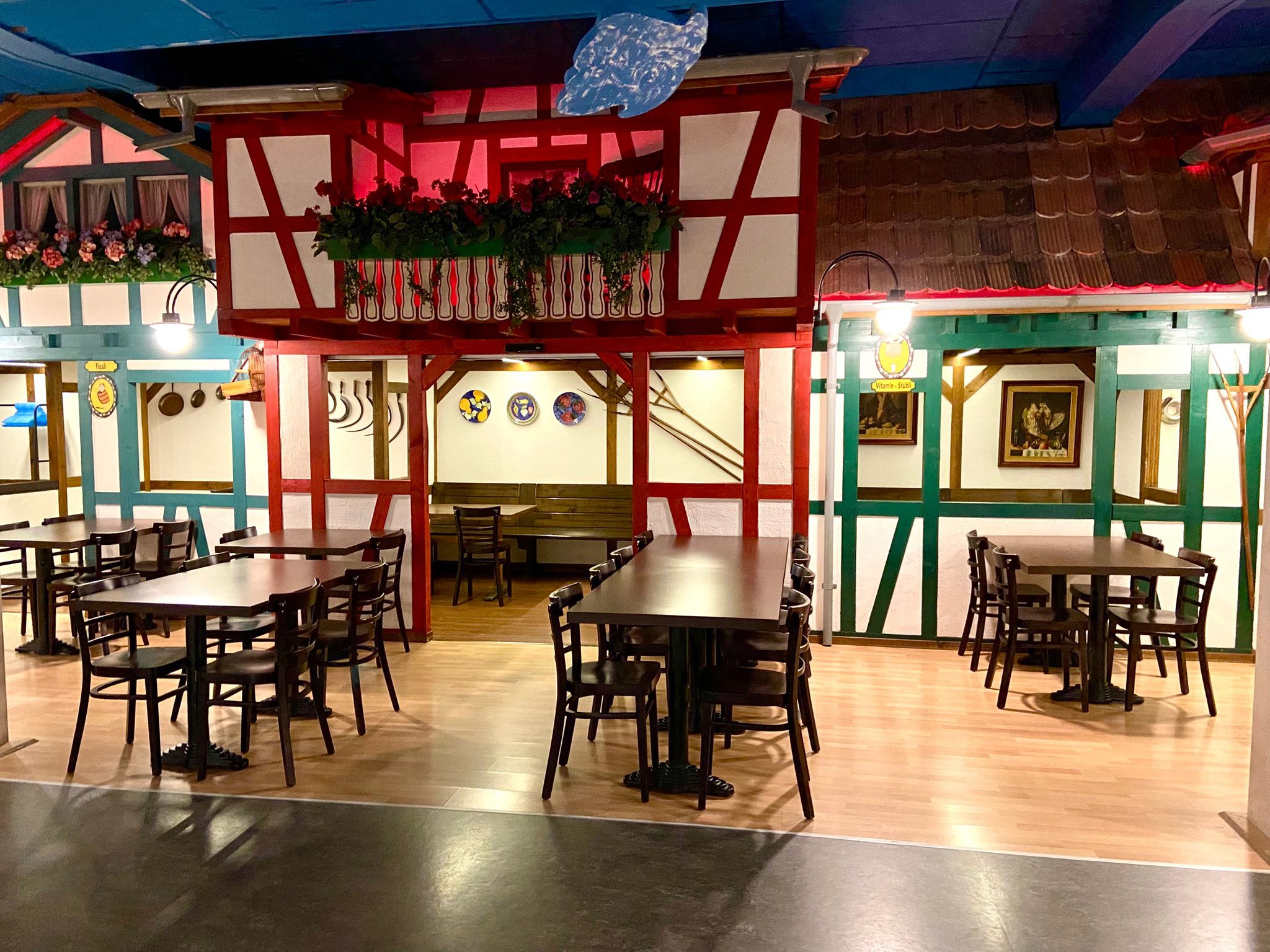 Tanzstadl Wallenwil – Innenansicht